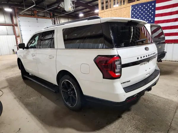 1FMJK2A8XREB13447 2024 FORD EXPEDITION - Image 2