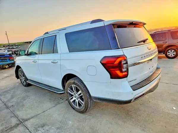 1FMJK2AT0NEA59350 2022 FORD EXPEDITION - Image 2