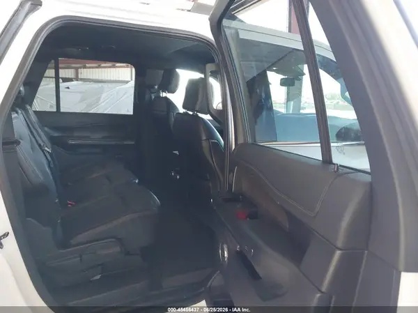 1FMJK2AT7KEA69899 2019 FORD EXPEDITION - Image 8