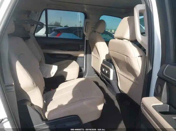 1FMJK2AT8NEA11868 2022 FORD EXPEDITION - Image 8
