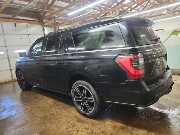 1FMJK2AT9KEA15018 2019 FORD EXPEDITION - Image 2
