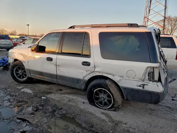 1FMJU1FT0GEF03598 2016 FORD EXPEDITION - Image 2