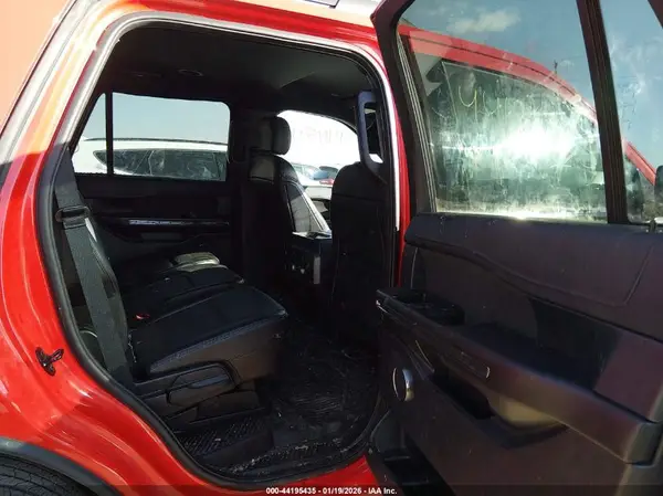 1FMJU1FT8JEA05639 2018 FORD EXPEDITION - Image 8