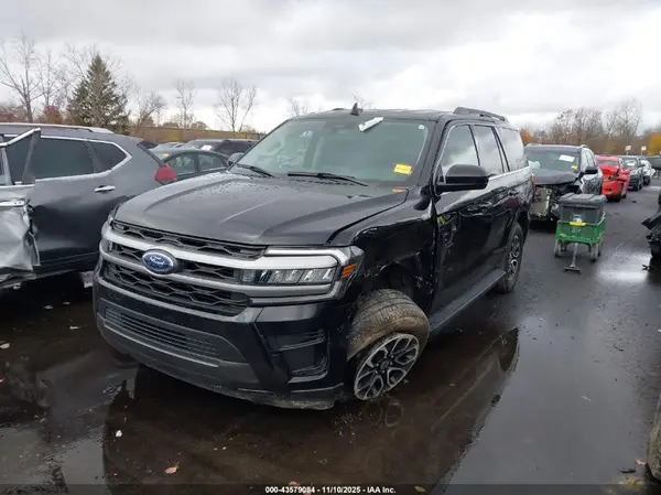 1FMJU1G82PEA19135 2023 FORD EXPEDITION - Image 2