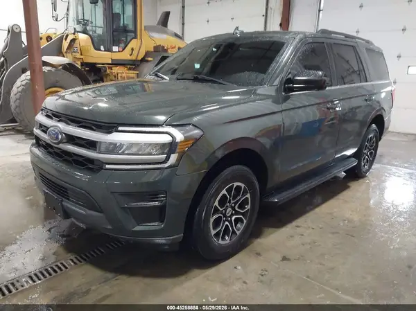1FMJU1GT1NEA53732 2022 FORD EXPEDITION - Image 2