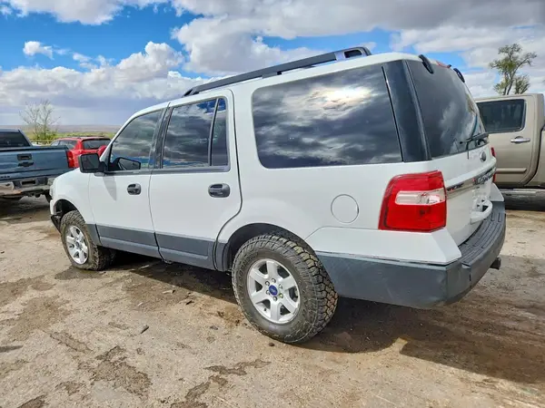 1FMJU1GT2GEF50856 2016 FORD EXPEDITION - Image 2