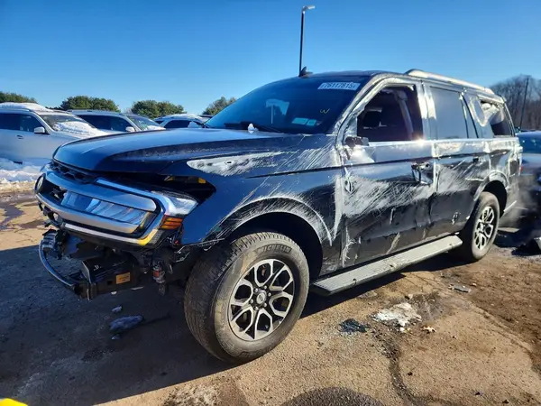 1FMJU1GT8NEA30349 2022 FORD EXPEDITION - Image 1