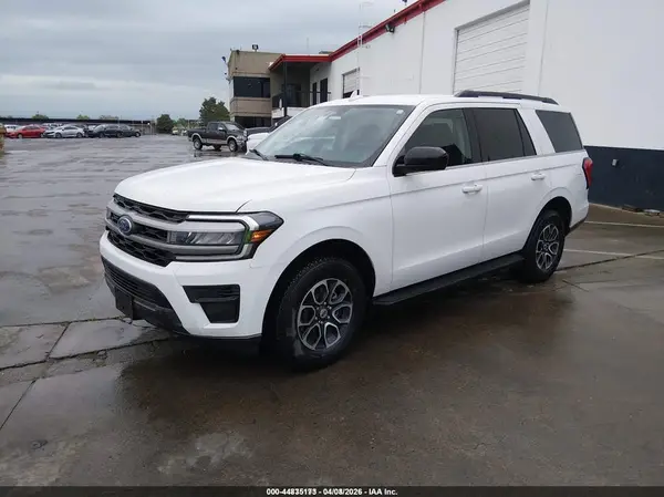 1FMJU1GT8NEA42498 2022 FORD EXPEDITION - Image 2