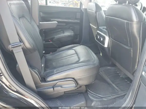 1FMJU1H80REA01380 2024 FORD EXPEDITION - Image 8