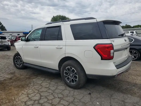 1FMJU1H80REB07005 2024 FORD EXPEDITION - Image 2
