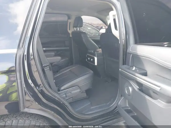 1FMJU1H81REA82163 2024 FORD EXPEDITION - Image 8