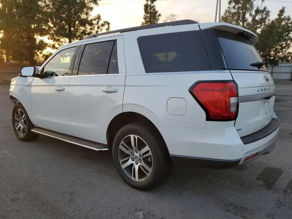 1FMJU1H82PEA63411 2023 FORD EXPEDITION - Image 2