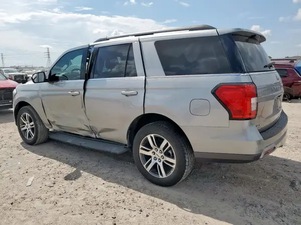 1FMJU1H83REB10898 2024 FORD EXPEDITION - Image 2