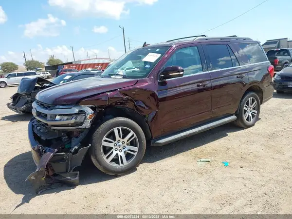 1FMJU1H84REA51151 2024 FORD EXPEDITION - Image 2