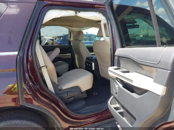 1FMJU1H84REA51151 2024 FORD EXPEDITION - Image 8