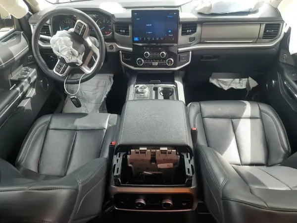 1FMJU1H84REA51215 2024 FORD EXPEDITION - Image 8