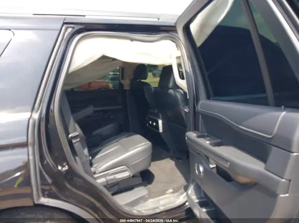 1FMJU1H84REA78091 2024 FORD EXPEDITION - Image 8