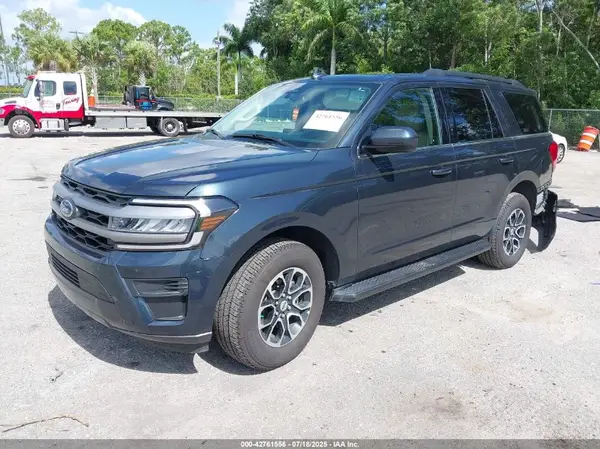 1FMJU1H84REA81847 2024 FORD EXPEDITION - Image 2