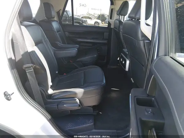 1FMJU1H85REA38005 2024 FORD EXPEDITION - Image 8