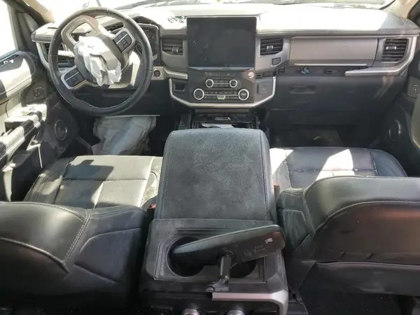 1FMJU1H87REA22808 2024 FORD EXPEDITION - Image 8