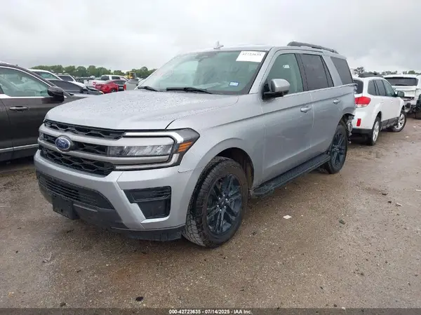 1FMJU1H87REA48115 2024 FORD EXPEDITION - Image 2