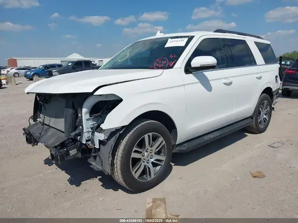 1FMJU1H87REA99968 2024 FORD EXPEDITION - Image 2