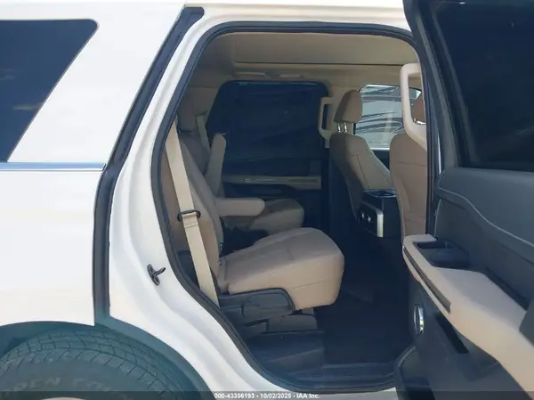 1FMJU1H87REA99968 2024 FORD EXPEDITION - Image 8
