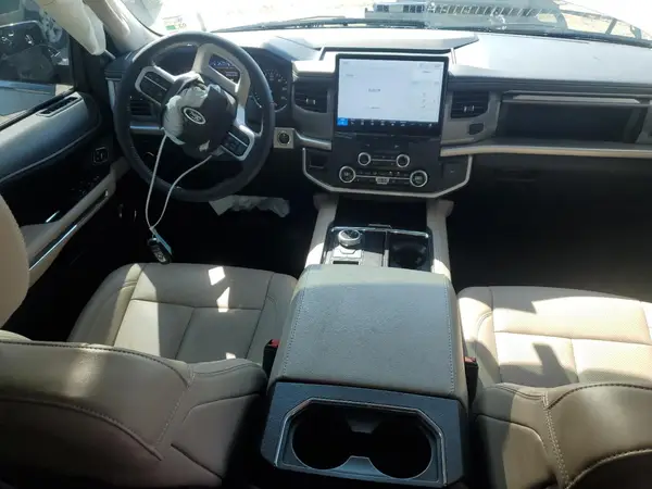 1FMJU1H87REB05204 2024 FORD EXPEDITION - Image 8