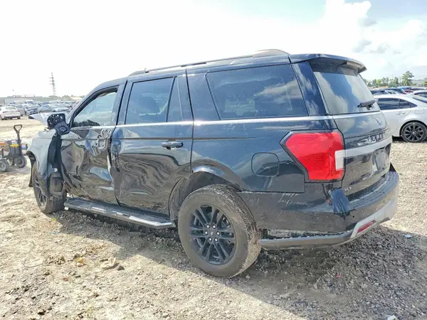 1FMJU1H88PEA26055 2023 FORD EXPEDITION - Image 2