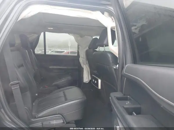 1FMJU1H88REA13728 2024 FORD EXPEDITION - Image 8