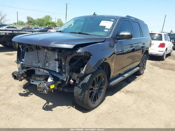 1FMJU1H88REB10590 2024 FORD EXPEDITION - Image 2