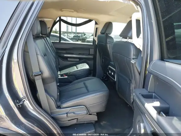 1FMJU1H88REB10590 2024 FORD EXPEDITION - Image 8