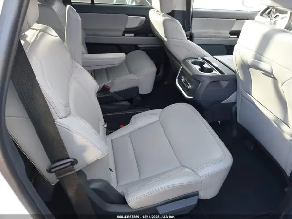 1FMJU1H88SEA46525 2025 FORD EXPEDITION - Image 8