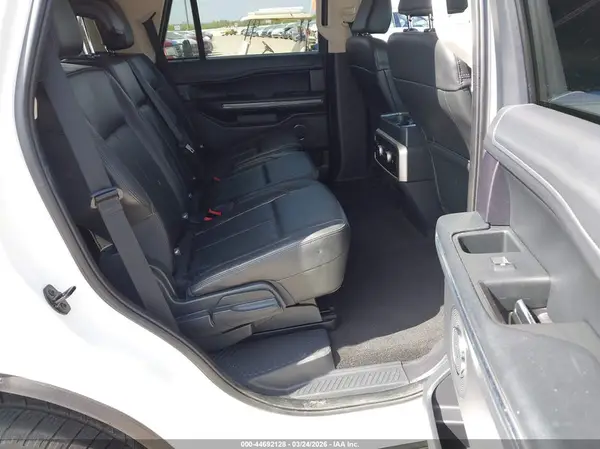 1FMJU1H89REA40694 2024 FORD EXPEDITION - Image 8
