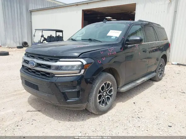 1FMJU1H89REA41800 2024 FORD EXPEDITION - Image 2