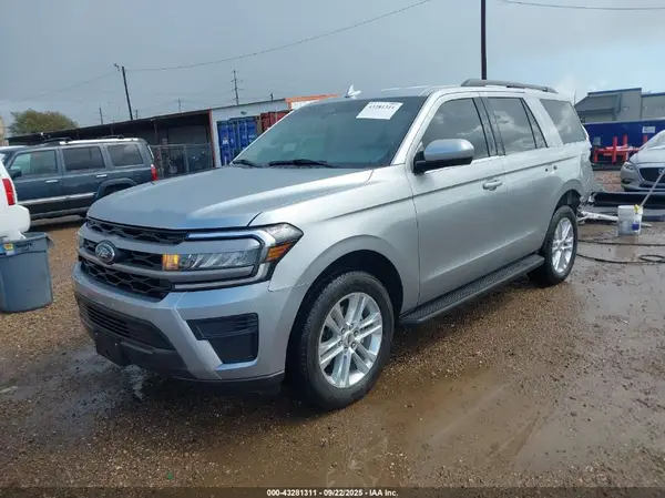 1FMJU1H8XREA77270 2024 FORD EXPEDITION - Image 2