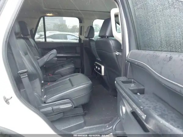 1FMJU1H8XREB00076 2024 FORD EXPEDITION - Image 8