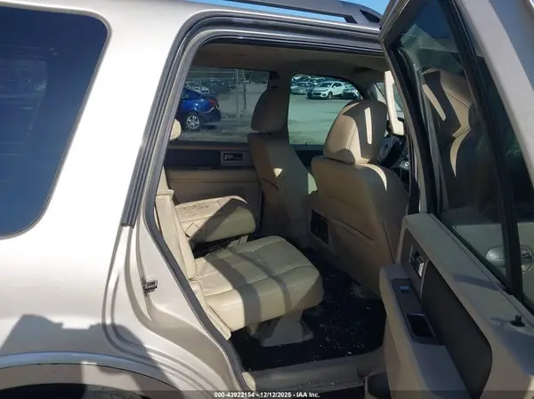 1FMJU1HT0HEA28436 2017 FORD EXPEDITION - Image 8