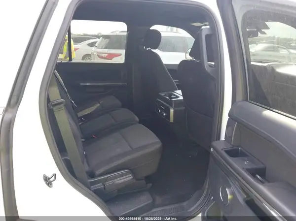 1FMJU1HT0JEA23890 2018 FORD EXPEDITION - Image 8
