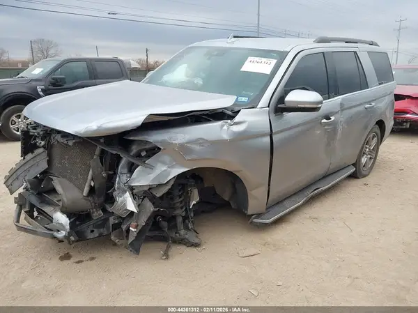 1FMJU1HT0MEA05877 2021 FORD EXPEDITION - Image 2