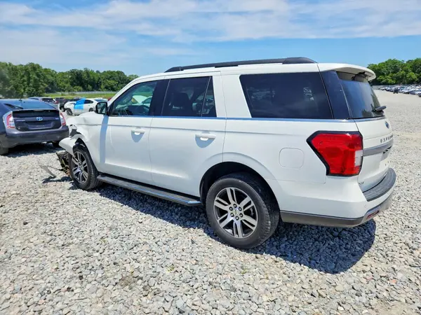 1FMJU1HT0NEA44874 2022 FORD EXPEDITION - Image 2