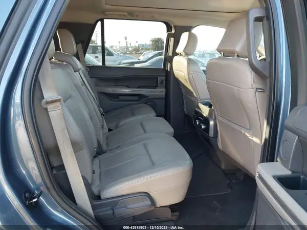1FMJU1HT1JEA23932 2018 FORD EXPEDITION - Image 8