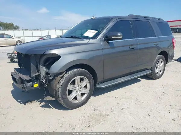 1FMJU1HT1KEA78642 2019 FORD EXPEDITION - Image 2