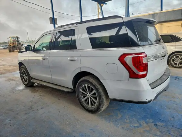 1FMJU1HT2JEA44224 2018 FORD EXPEDITION - Image 2