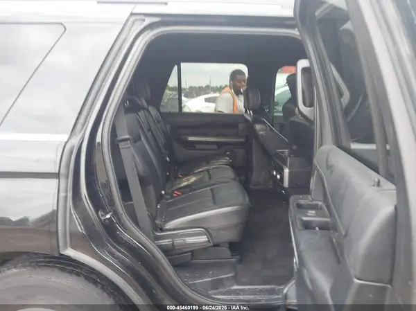 1FMJU1HT2KEA13802 2019 FORD EXPEDITION - Image 8