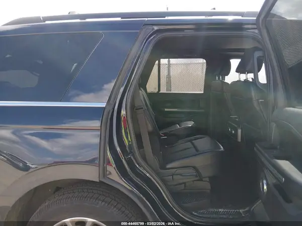 1FMJU1HT2MEA33115 2021 FORD EXPEDITION - Image 8