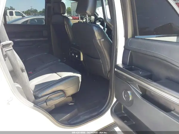 1FMJU1HT3KEA10827 2019 FORD EXPEDITION - Image 8