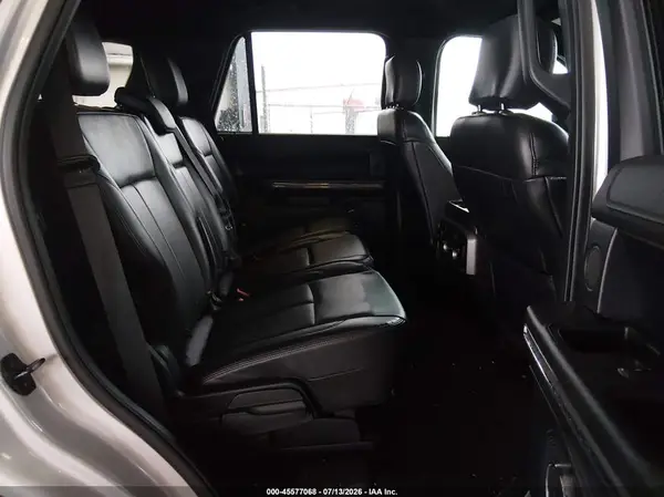 1FMJU1HT4JEA70324 2018 FORD EXPEDITION - Image 8