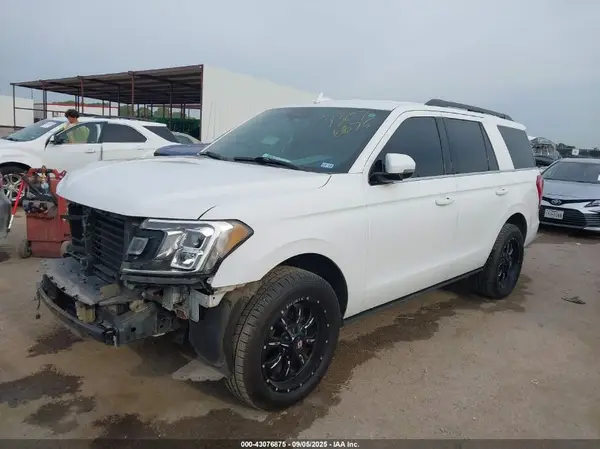 1FMJU1HT4JEA70906 2018 FORD EXPEDITION - Image 2