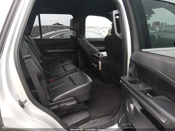 1FMJU1HT4KEA45523 2019 FORD EXPEDITION - Image 8